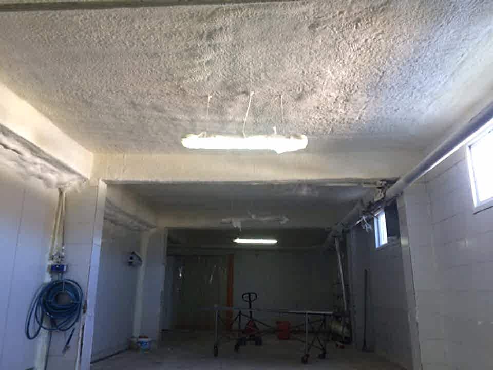 Garaj ve Bodrum Tavan Sprey Poliüretan Köpük İzolasyonu